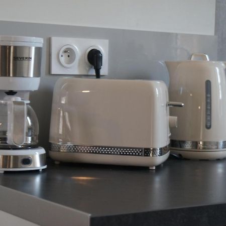 Appartements Cdg Joigny Buitenkant foto