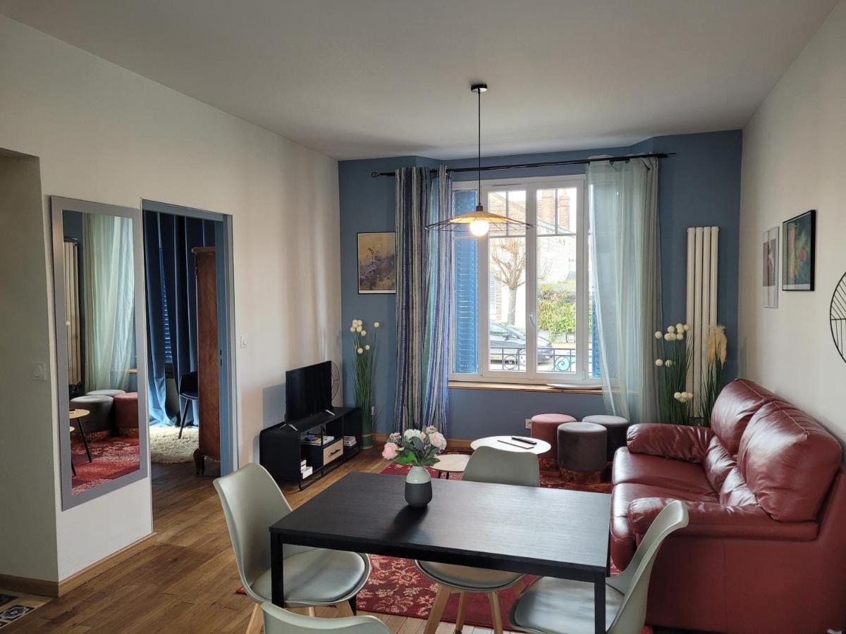 Appartements Cdg Joigny Buitenkant foto